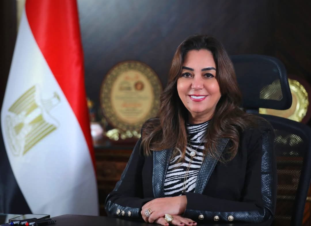 الدكتورة منال عوض